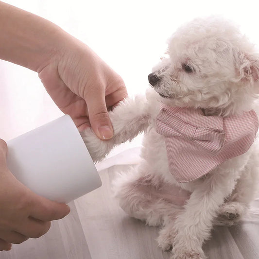 Outdoor Portable Dog Cat Paw Cleaner Brush Cup Soft Silicone Combs Clean Pet Dirty Paws One Click Manual Quick Feet Wash Tool