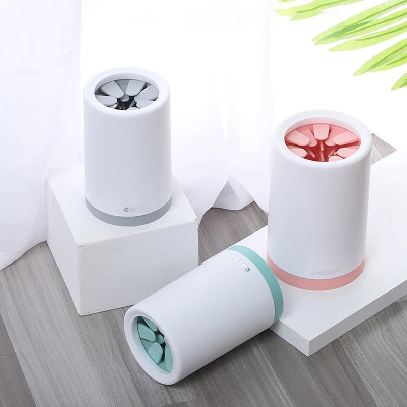 Outdoor Portable Dog Cat Paw Cleaner Brush Cup Soft Silicone Combs Clean Pet Dirty Paws One Click Manual Quick Feet Wash Tool